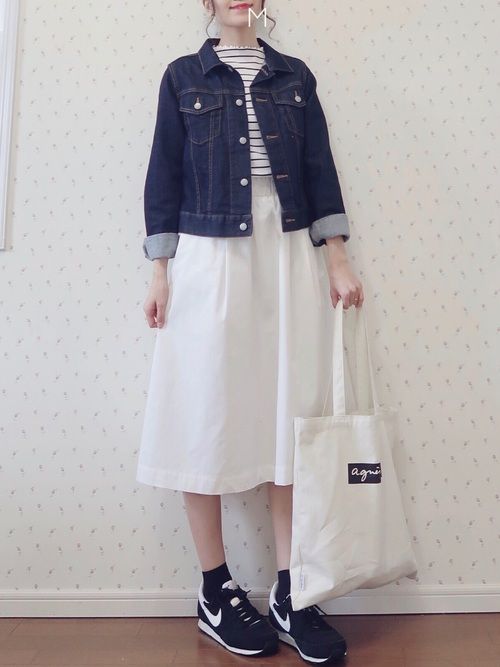 藍白穿搭　優雅 